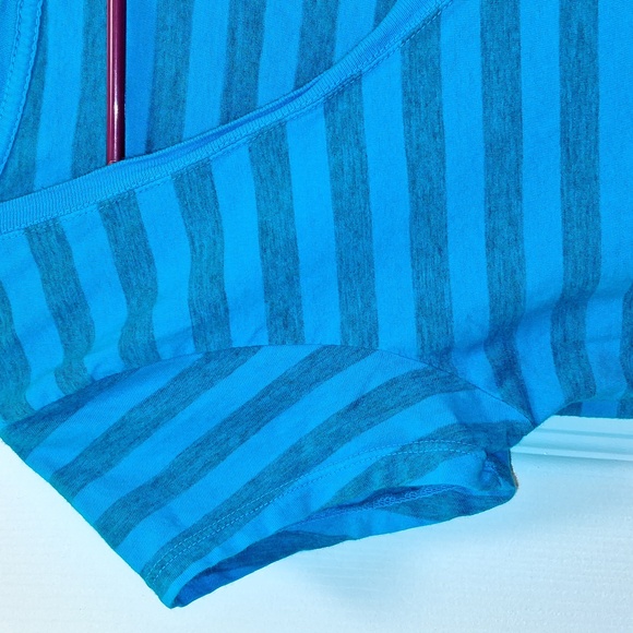 No Boundaries T-Shirt - Picture 7 of 7